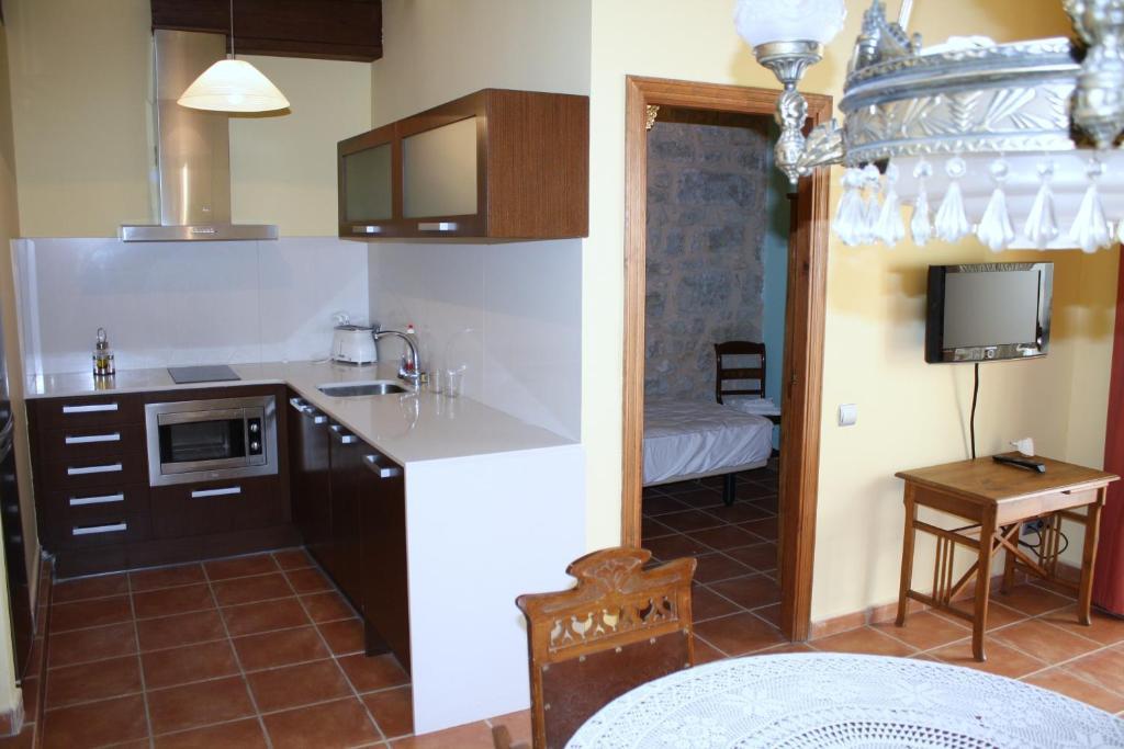 Apartamentos Dona Candida วาลเดร์โรเบรส ห้อง รูปภาพ